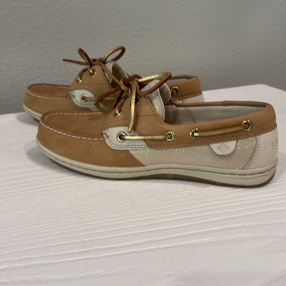 Women’s Sperry boat shoes